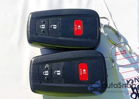 2021 Toyota Rav4 Hybrid Xle из США, поврежденный, VIN JTMRWRFV7MJ053968